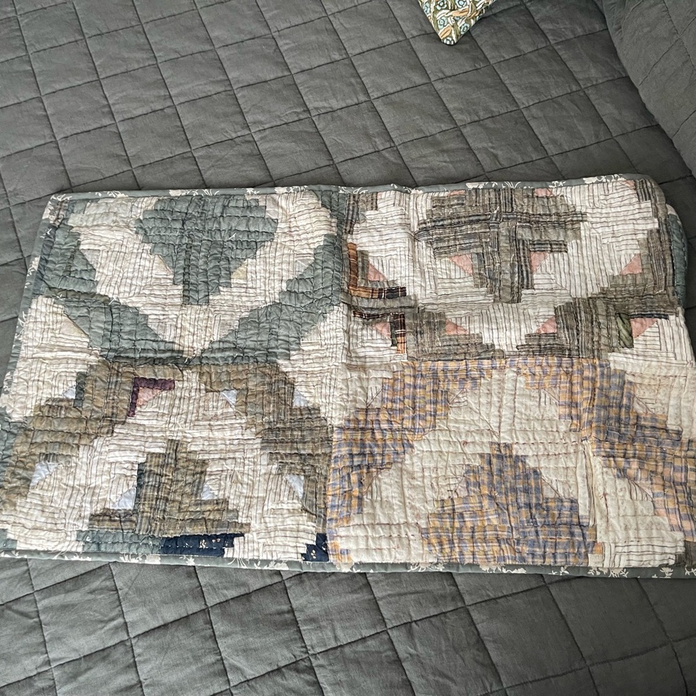 Pottery Barn quilted king pillow shams pair